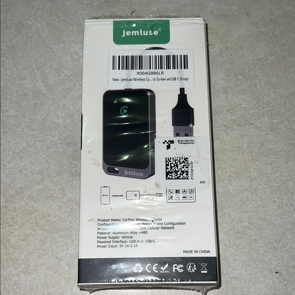 Jemluse Wireless Carplay Adapter in Black - Picture 2 of 2